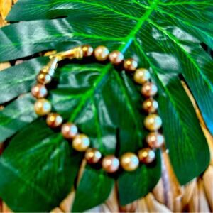 BOGO FREE GOLDEN PEARL BRACELET 7”
